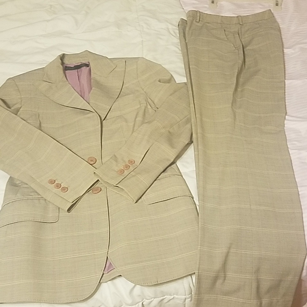 Suit